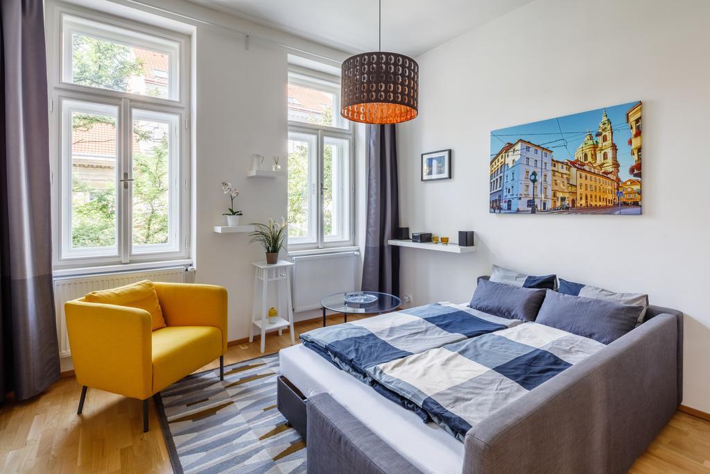 Residence Vinohrad Prag Rum bild